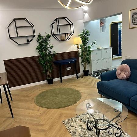 Alex Apartament Central Бухарест Экстерьер фото